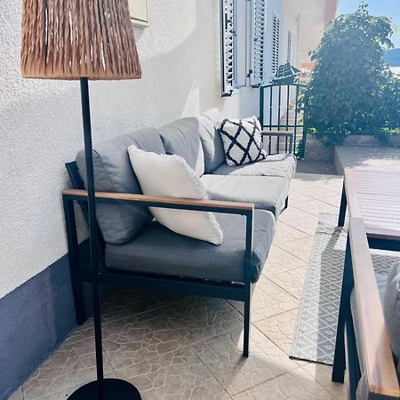 Apartmani-Okrug Gornji-Ciovo Trogir Eksteriør billede