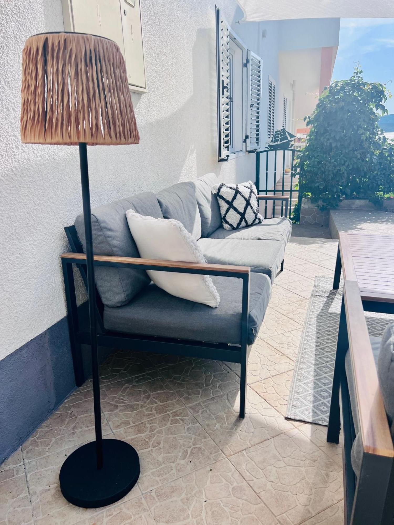 Apartmani-Okrug Gornji-Ciovo Trogir Eksteriør billede