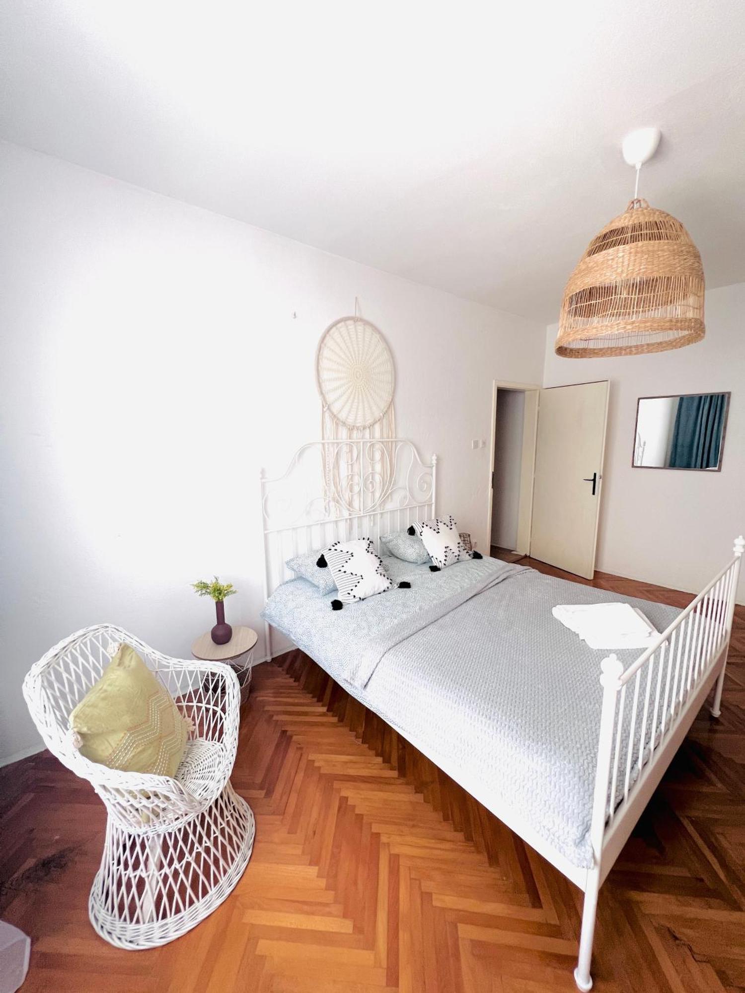 Apartmani-Okrug Gornji-Ciovo Trogir Eksteriør billede
